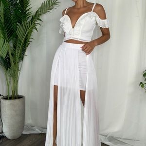 White Pleated Slit Maxi Skirt